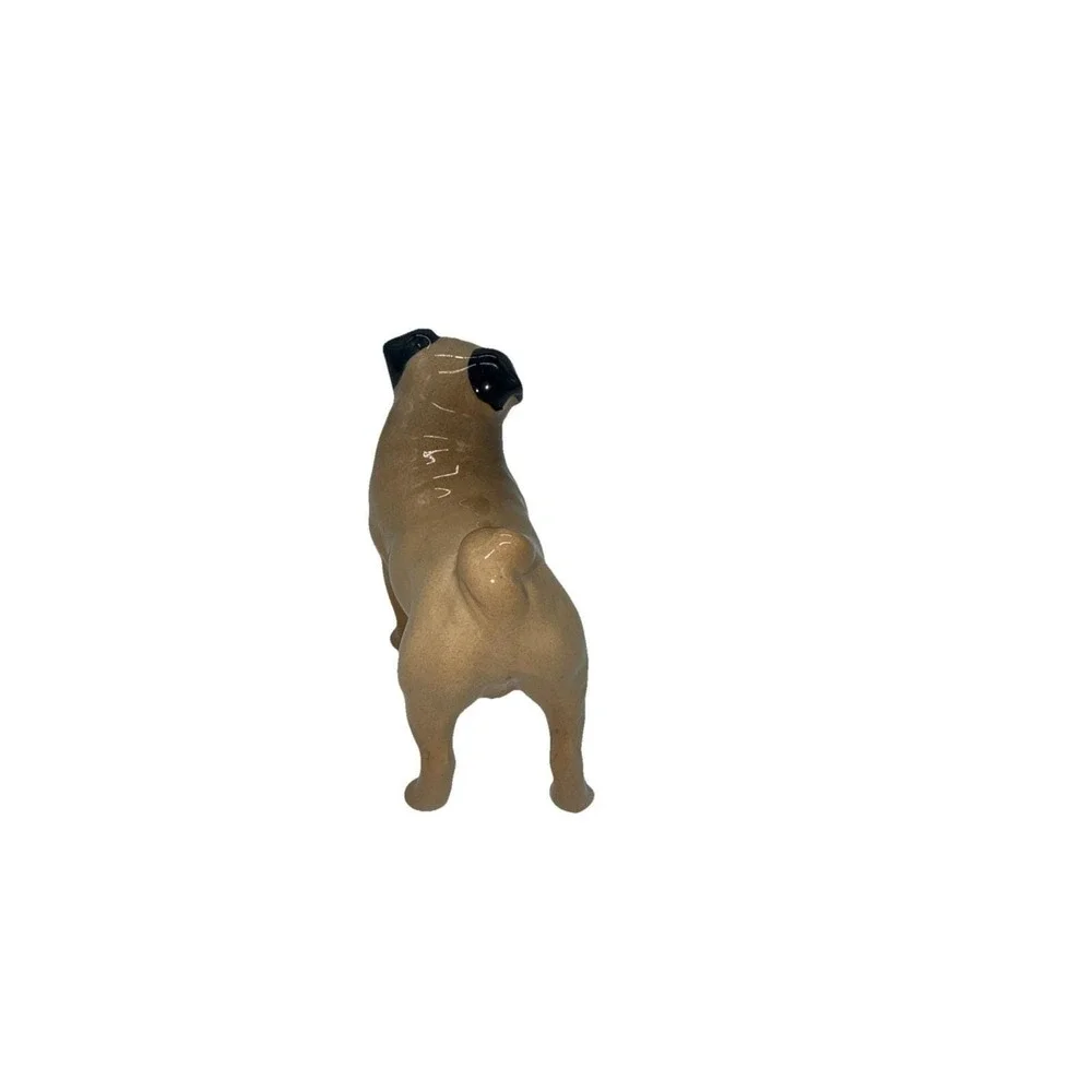 BESWICK ENGLAND FIGURINE OF PUG DOG CH CUTMIL CUPIE, RETIRED 1982, EXCEPTIONAL